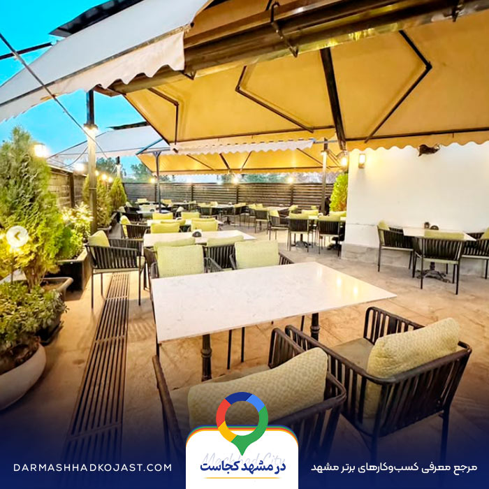 محیط کافی شاپ دونفره نیپر 